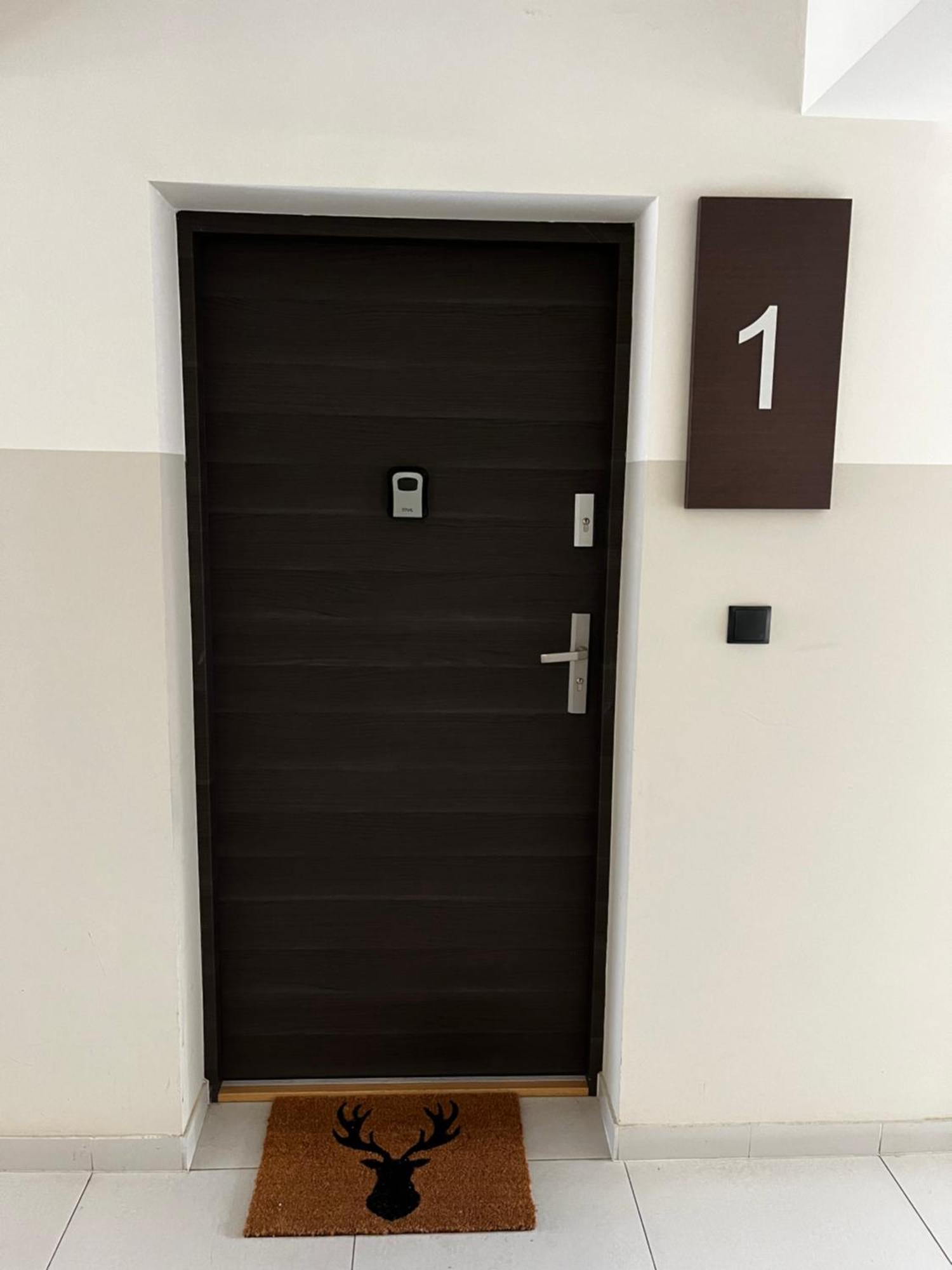 Zlotow-Ka Apartment Exterior photo
